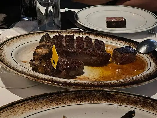 Gambar Makanan Wolfgangs Steakhouse 1