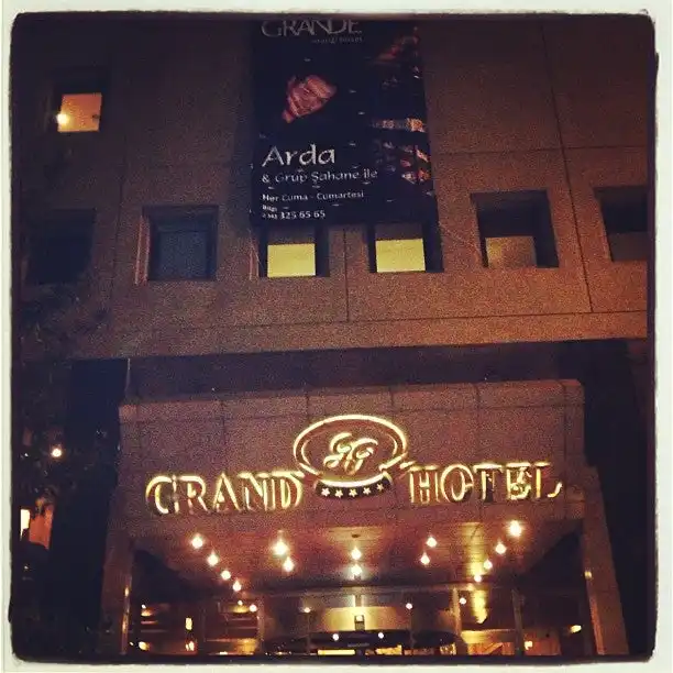 Grand Hotel Havuzbasi Resto'nin yemek ve ambiyans fotoğrafları 1