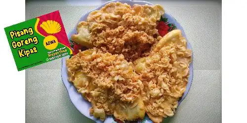 Pisang Goreng Kipas Azwa, Tampan