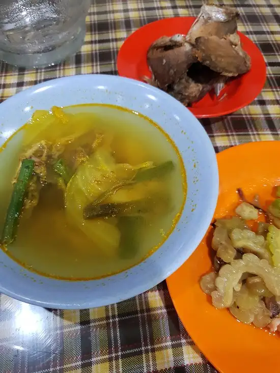 Gambar Makanan Rumah Makan Tepian Pandan 18