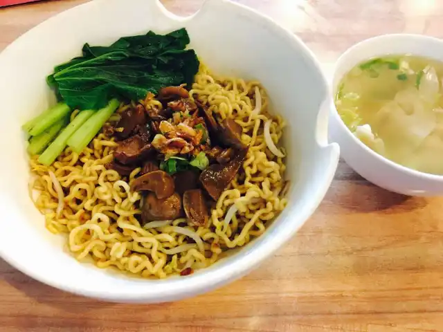 Gambar Makanan Bakmi Permata 15