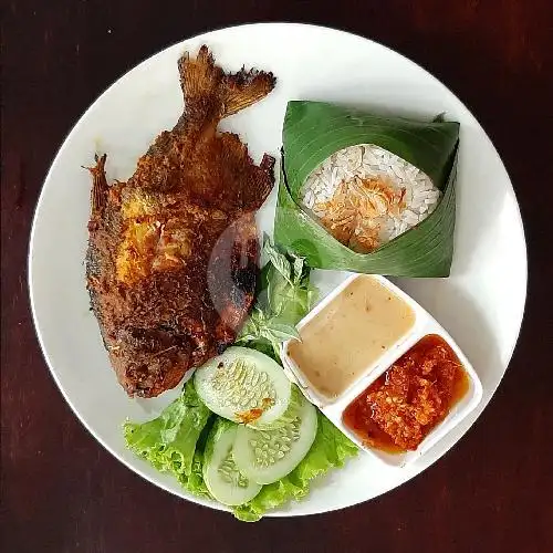 Gambar Makanan Nasi Uduk Ayam Tulang Lunak Pak Eddy, Kebon Sirih Timur 13