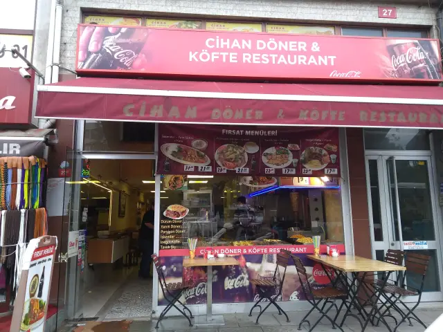 Cihan Döner & Köfte Restaurant'nin yemek ve ambiyans fotoğrafları 4