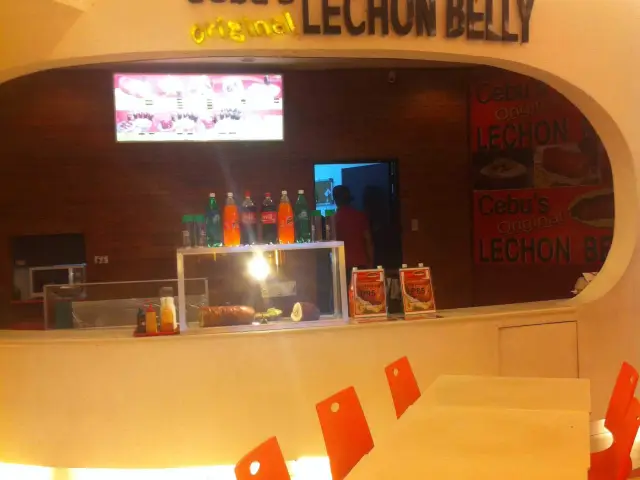 Cebu's Original Lechon Belly Food Photo 2