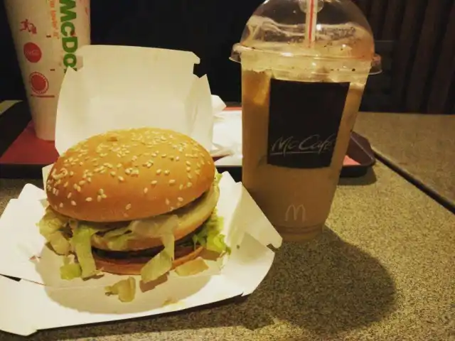 Gambar Makanan McDonald's 15