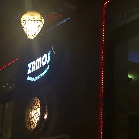 Zamos Cafe & Restaurant'nin yemek ve ambiyans fotoğrafları 60