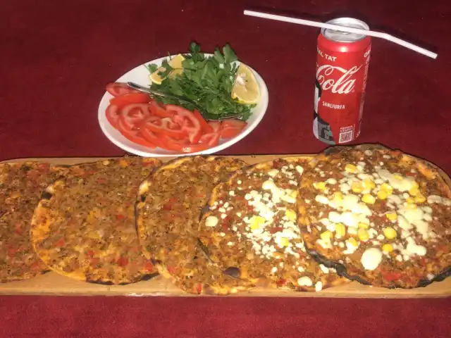 Cafe Istanbul Mek Pızza'nin yemek ve ambiyans fotoğrafları 1