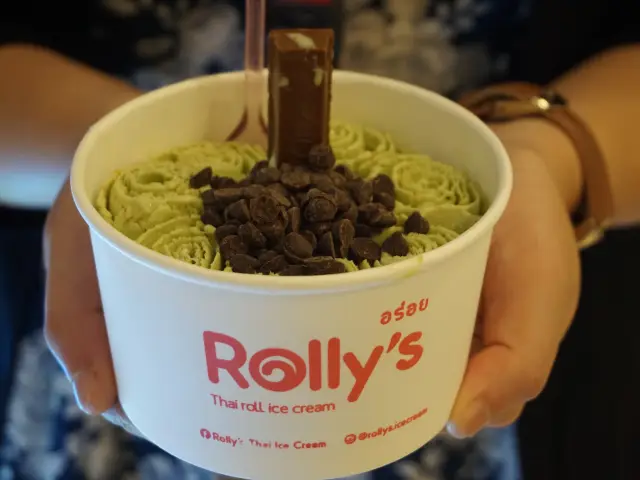 Gambar Makanan Rolly'sThaiIceCream 5