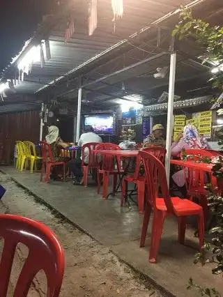 Warung Majlis