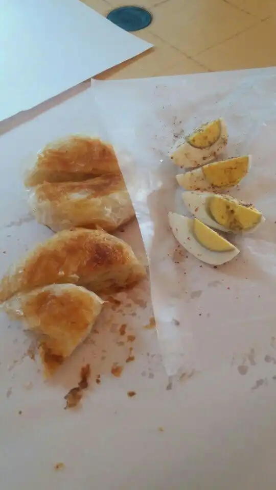 İzmir börekçisi Side'nin yemek ve ambiyans fotoğrafları 2
