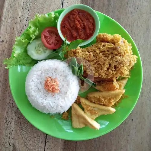 Gambar Makanan Ayam Geprek Dan Ayam Lalapan F And F, Kerobokan 8