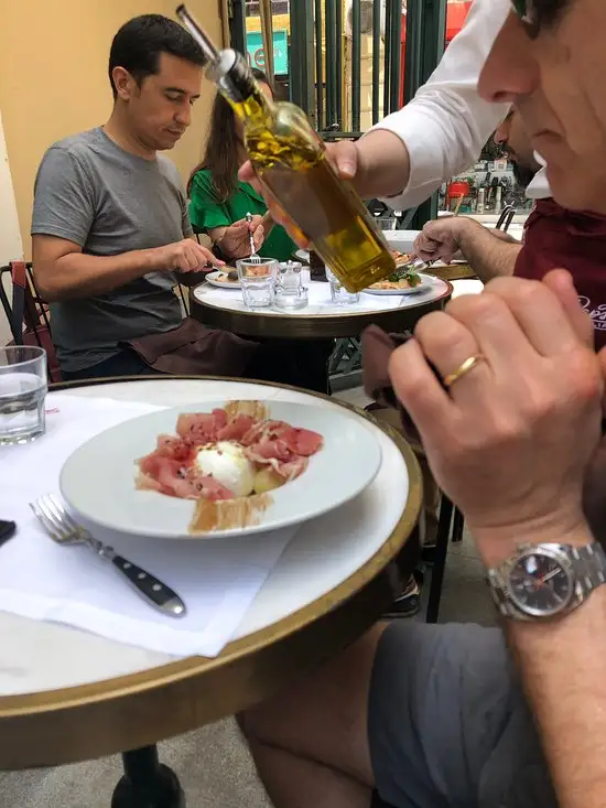 Paps Italian'nin yemek ve ambiyans fotoğrafları 45