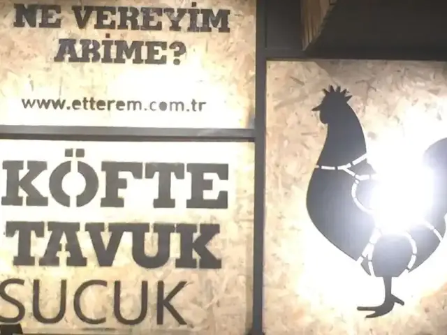 Etterem Köfte & Tavuk'nin yemek ve ambiyans fotoğrafları 5