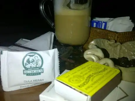 Gambar Makanan Blümchen Coffee 7