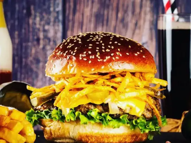 Harbi Burger'nin yemek ve ambiyans fotoğrafları 5