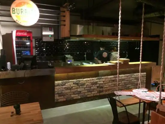 Burrito Shop'nin yemek ve ambiyans fotoğrafları 2