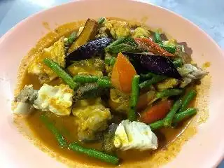 Kedai Makan Dan Minumam Lai Hing 利興坊海鲜小厨