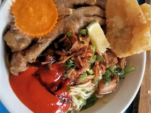 Warung Mie Ayam Larasati, Kampung Melayu