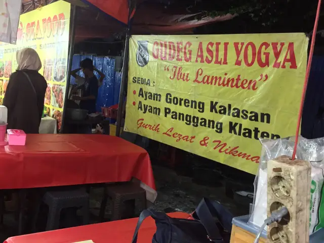 Gambar Makanan Gudeg Asli Yogya Ibu Laminten 2