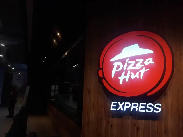Gambar Makanan Pizza Hut Express 5