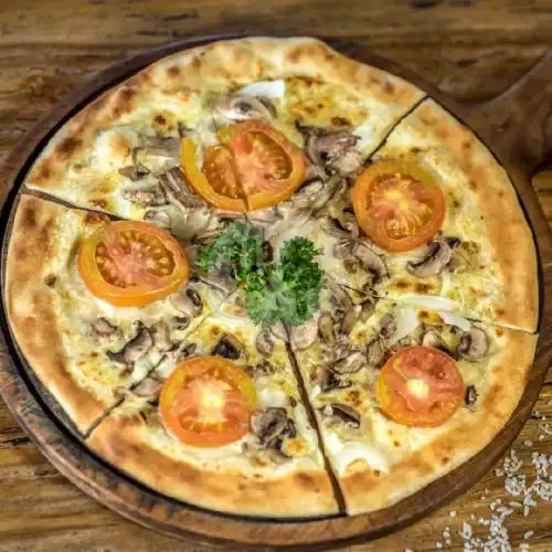 Gambar Makanan Tomato Wood Fired Pizza And Pasta - Gianyar 16