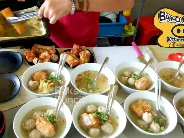 Gambar Makanan Bakso Buncit Pork Meatball 13