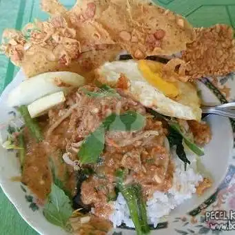Gambar Makanan Pecel Pagi & Rawon Bu Lik, Wendit Timur 4