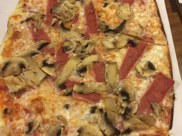Pregio Pizza'nin yemek ve ambiyans fotoğrafları 22