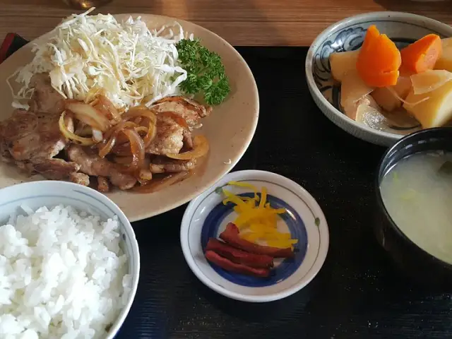 Gambar Makanan Yukashi Japanese Restaurant 2
