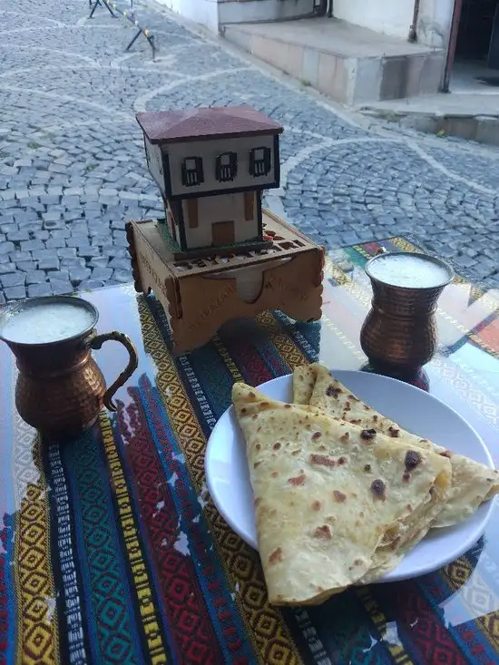 Kahyaoğlu Gözleme ve Kahvaltı Salonu'nin yemek ve ambiyans fotoğrafları 9
