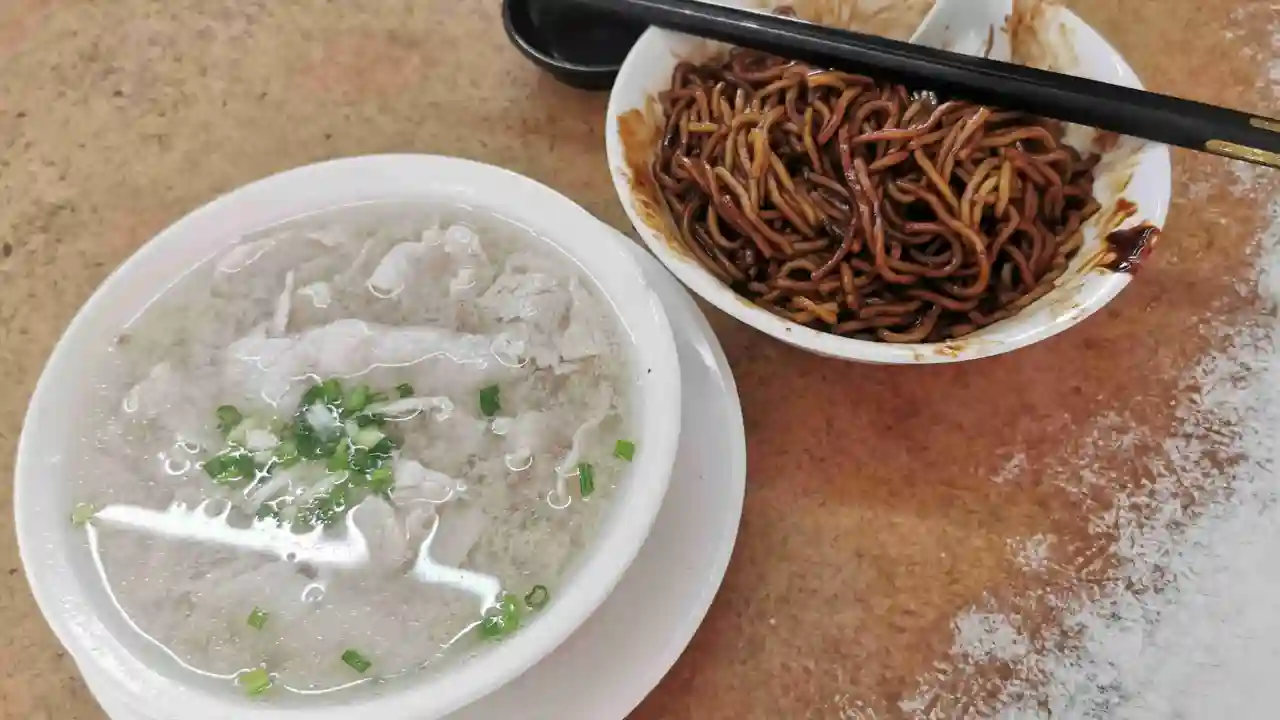 126 Pork Mee & Pan Mee & Fish Head