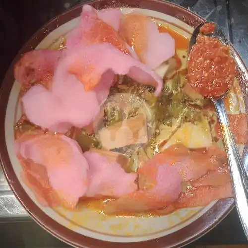 Gambar Makanan Ketupat Sayur Padang Uni Manis, Samping Pospol 14