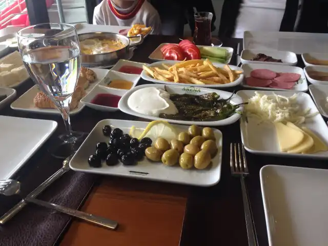 Konya Arena Restaurant'nin yemek ve ambiyans fotoğrafları 10