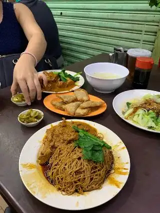 Sungai Besi Wan Tan Mee 新街场路全蛋面 Food Photo 1