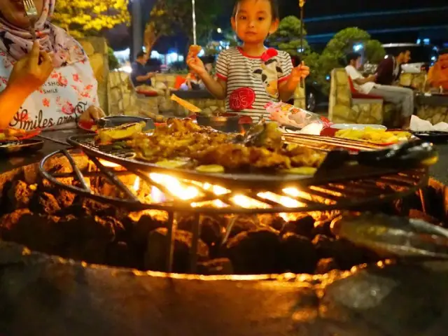 Gambar Makanan Campfire Outdoor Cuisine 8