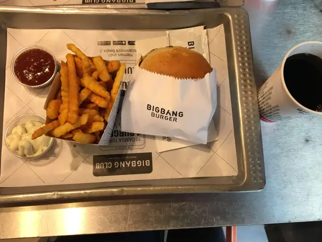 Big Bang Burger'nin yemek ve ambiyans fotoğrafları 12