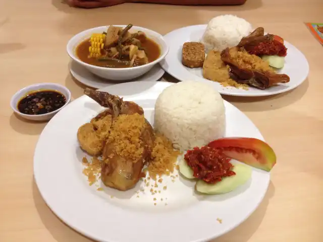 Gambar Makanan Ayam Goreng Kalasan "Muara Karang 179" 10