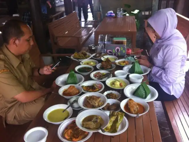 Gambar Makanan Warung Rumoh Aceh 14