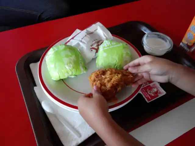 Gambar Makanan KFC Setiabudi 2