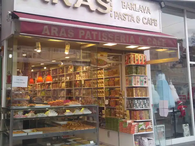 Aras Baklava Pasta & Cafe'nin yemek ve ambiyans fotoğrafları 6