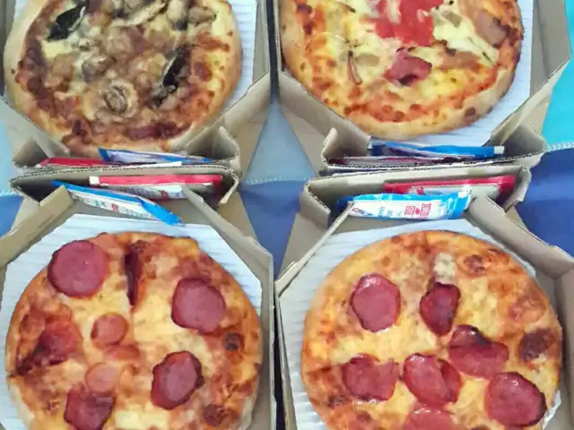 Gambar Makanan Domino's Pizza 15