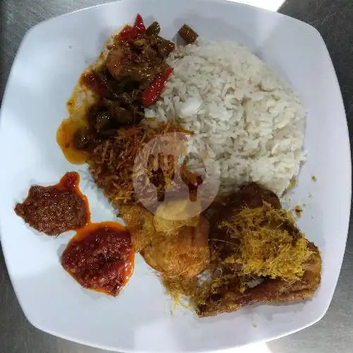 Gambar Makanan Nasi Gurih & Lontong Hj Hajrah, Sebelah Gg Ampera 1 8