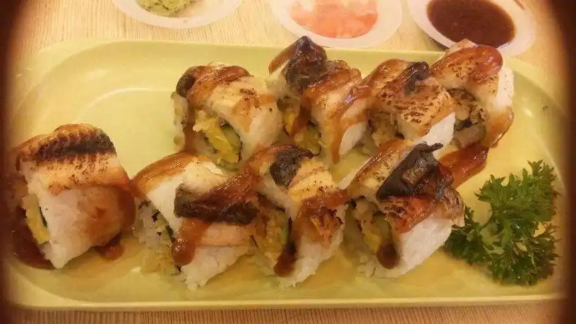 Gambar Makanan Sushi Box 13