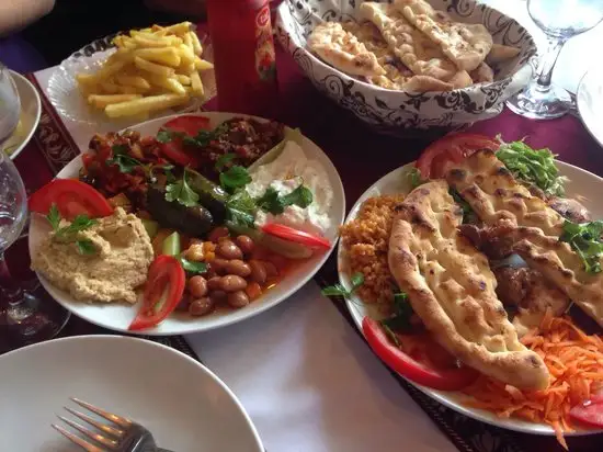 Saray Restaurant Cafe'nin yemek ve ambiyans fotoğrafları 48