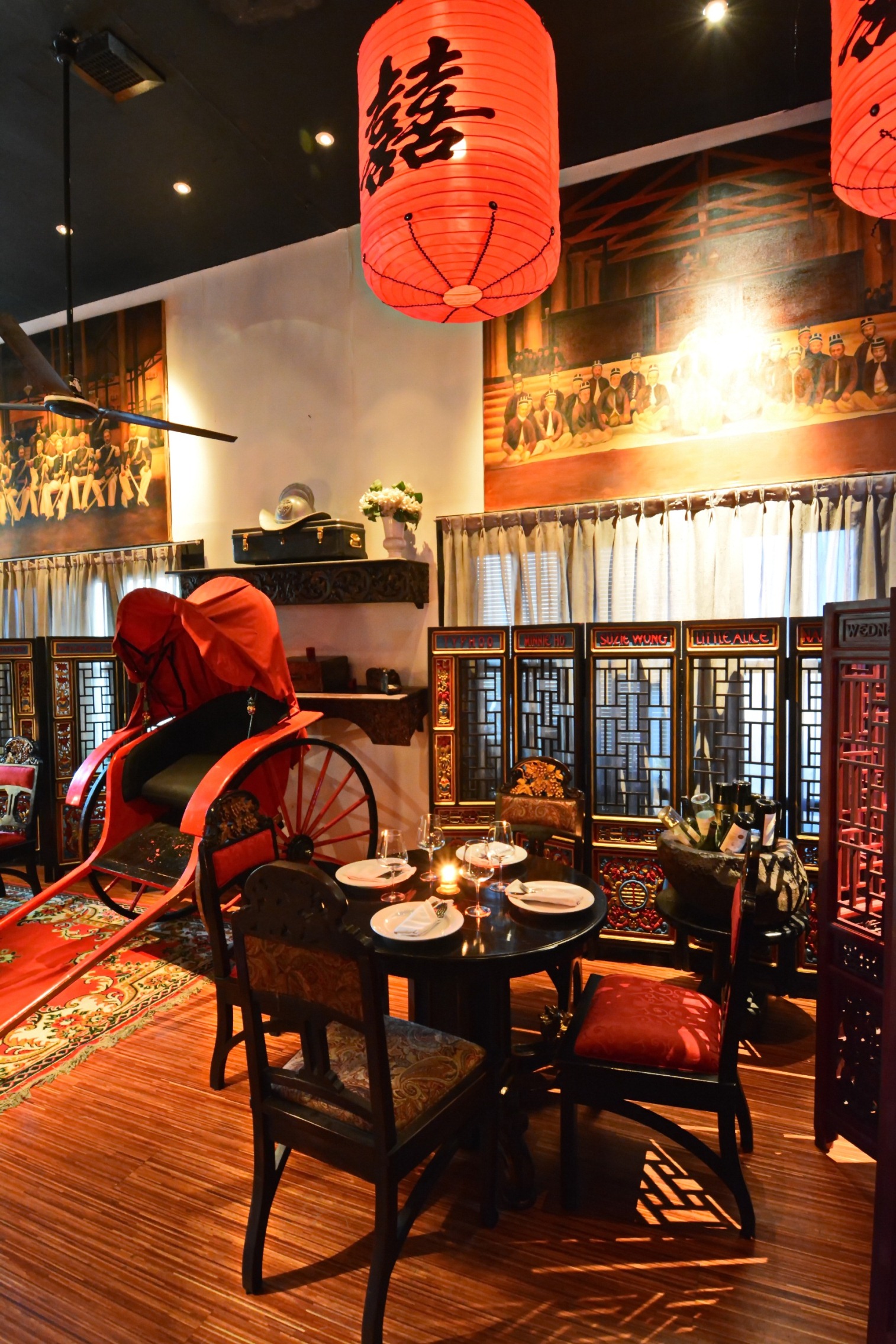 Suzie Wong Lounge &amp; Bar At Tugu Kunstkring Paleis terdekat - Restoran ...