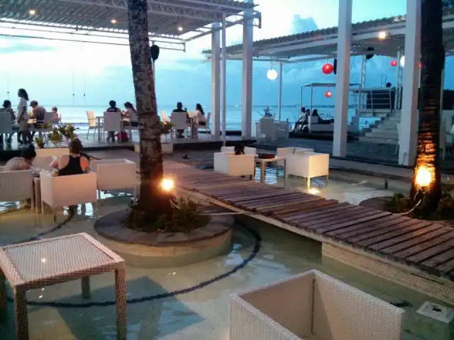 Gambar Makanan Oceans27 Beach Club & Grill 12