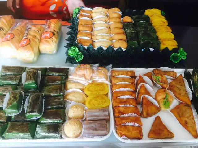 Gambar Makanan Holland Bakery 4