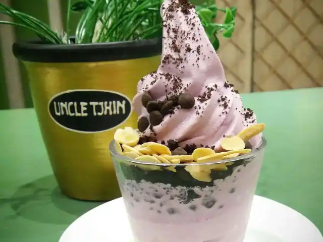 Gambar Makanan Gojira Ice Cream Bar 14