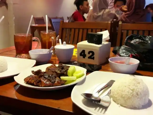 Gambar Makanan Ayam Tulang Lunak Malioboro 10