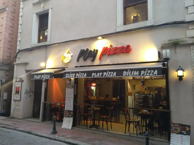 Play Pizza'nin yemek ve ambiyans fotoğrafları 2